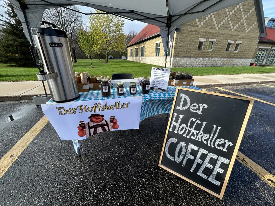 Der Hoffskeller coffee samples at a Wisconsin farmers market