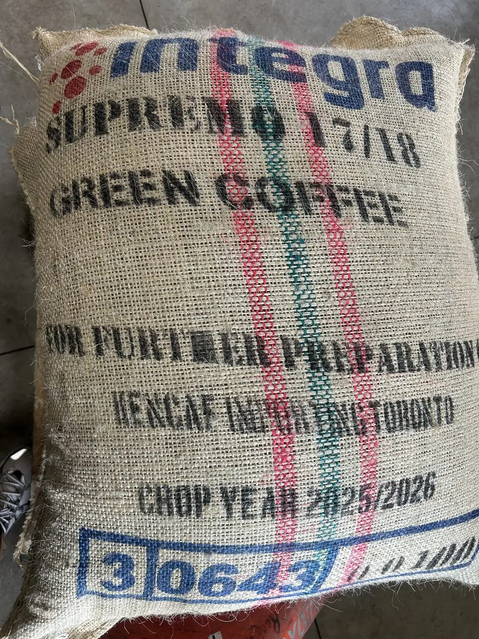 colombian supremo green coffee beans in bag